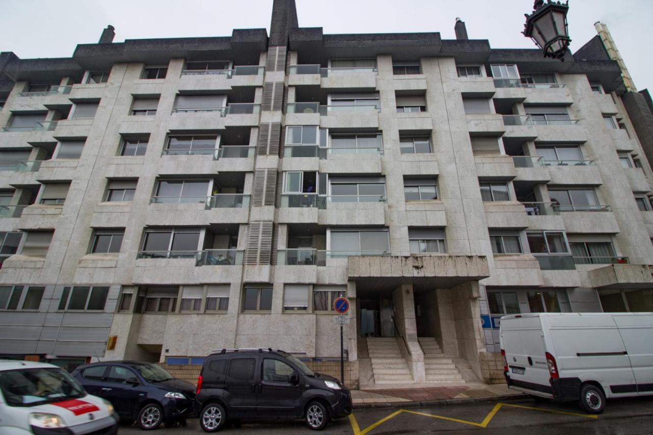 La Torre Apartment Овиедо Екстериор снимка